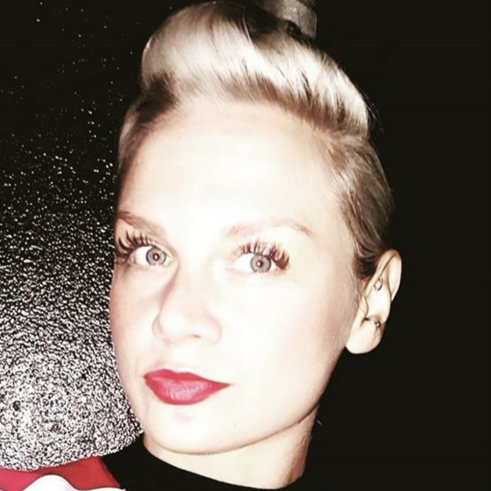 Meet your Posher, Lettie